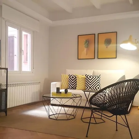 Apartamento auténtico y céntrico-2